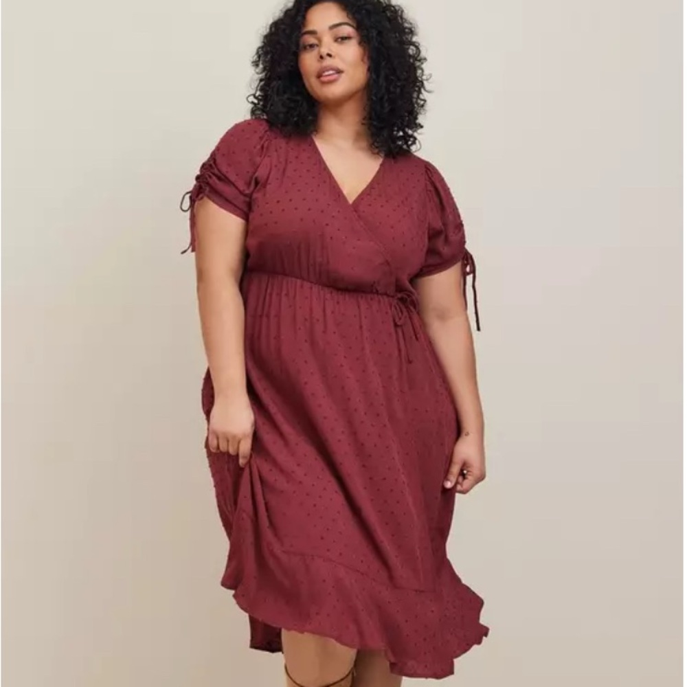 Torrid Midi Swiss Linen Surplice Size 3x (22/24)